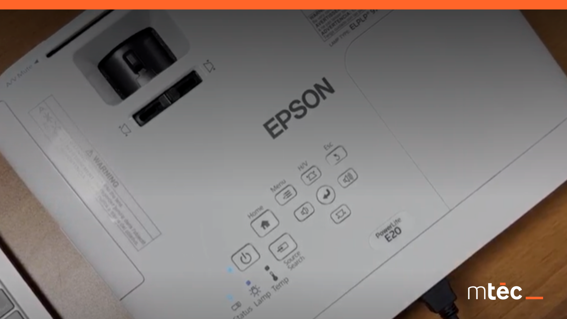 Unboxing: versátil e acessível, projetor PowerLite E20, da Epson, não se restringe às salas de aula