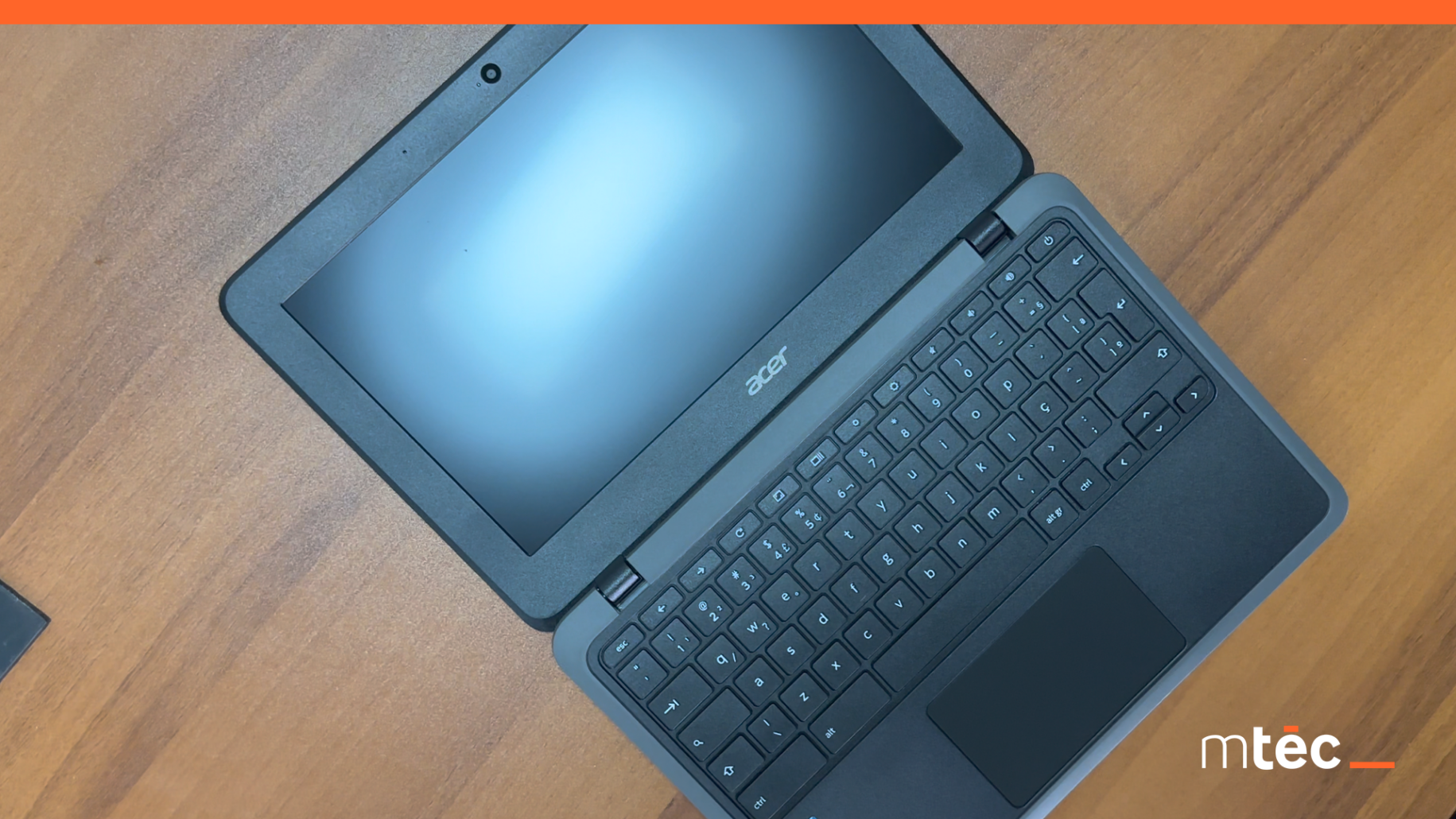 Unboxing: Acer C733 é Chromebook com certificação militar de durabilidade, sendo ideal para o contexto educacional